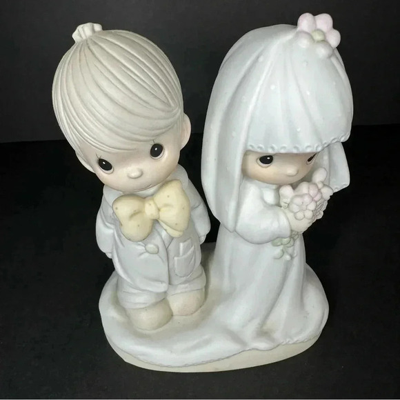 1 Precious Moments The Lord Bless You and Keep You Wedding Bride & Groom - Picture 2 of 11